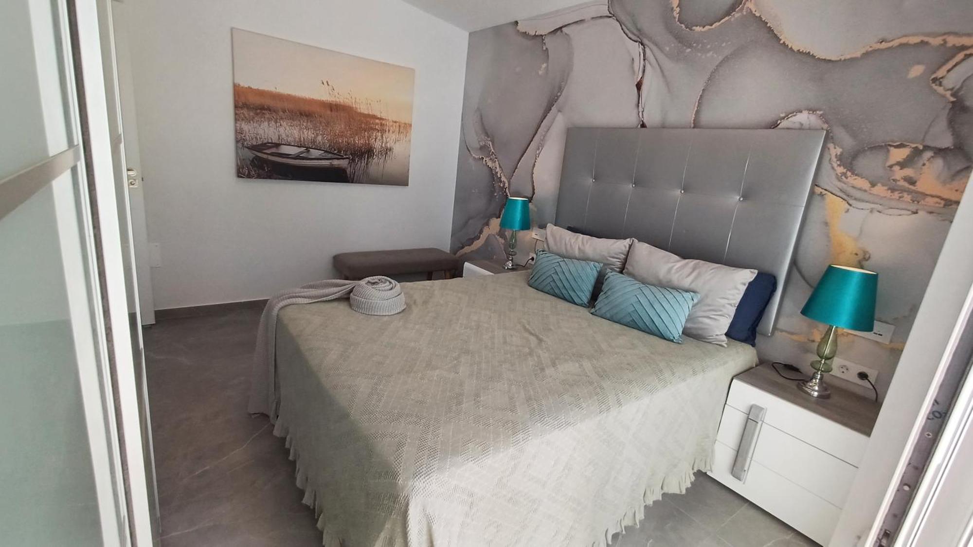 Uno - Front Line Of Ocean Apartment *