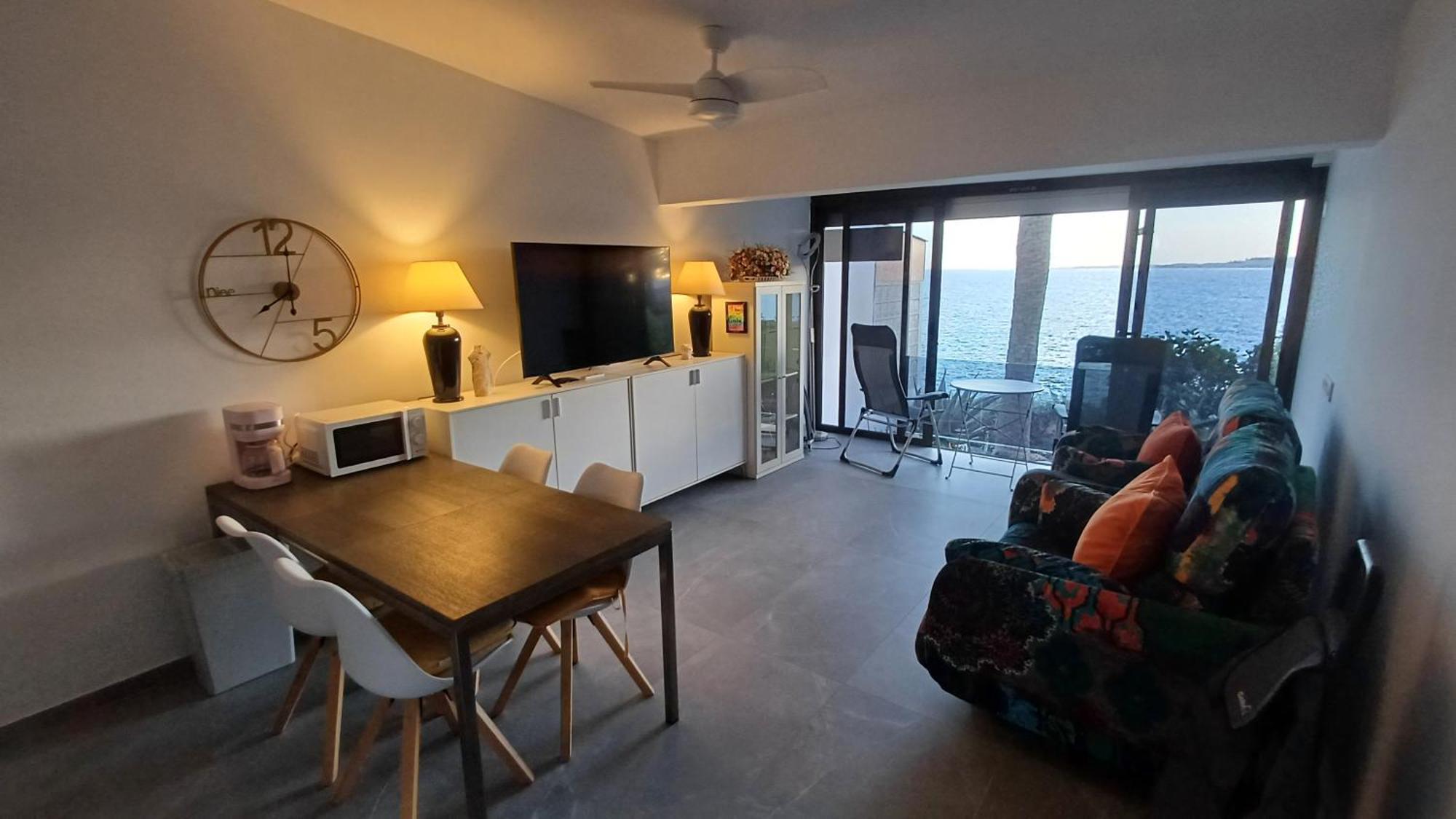 Appartement Uno - Front Line Of Ocean *